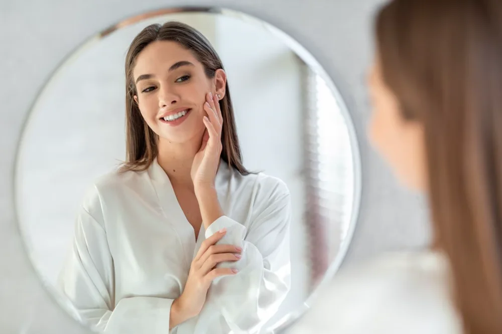 Illustrative beauty portrait for a Jalupro Super Hydro consultation